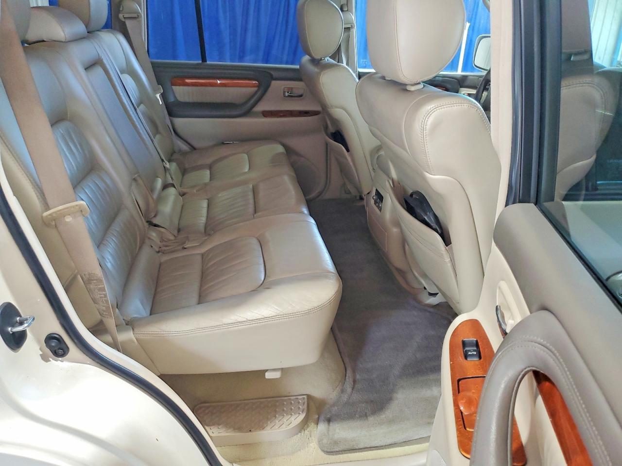 2004 LEXUS Lx 470