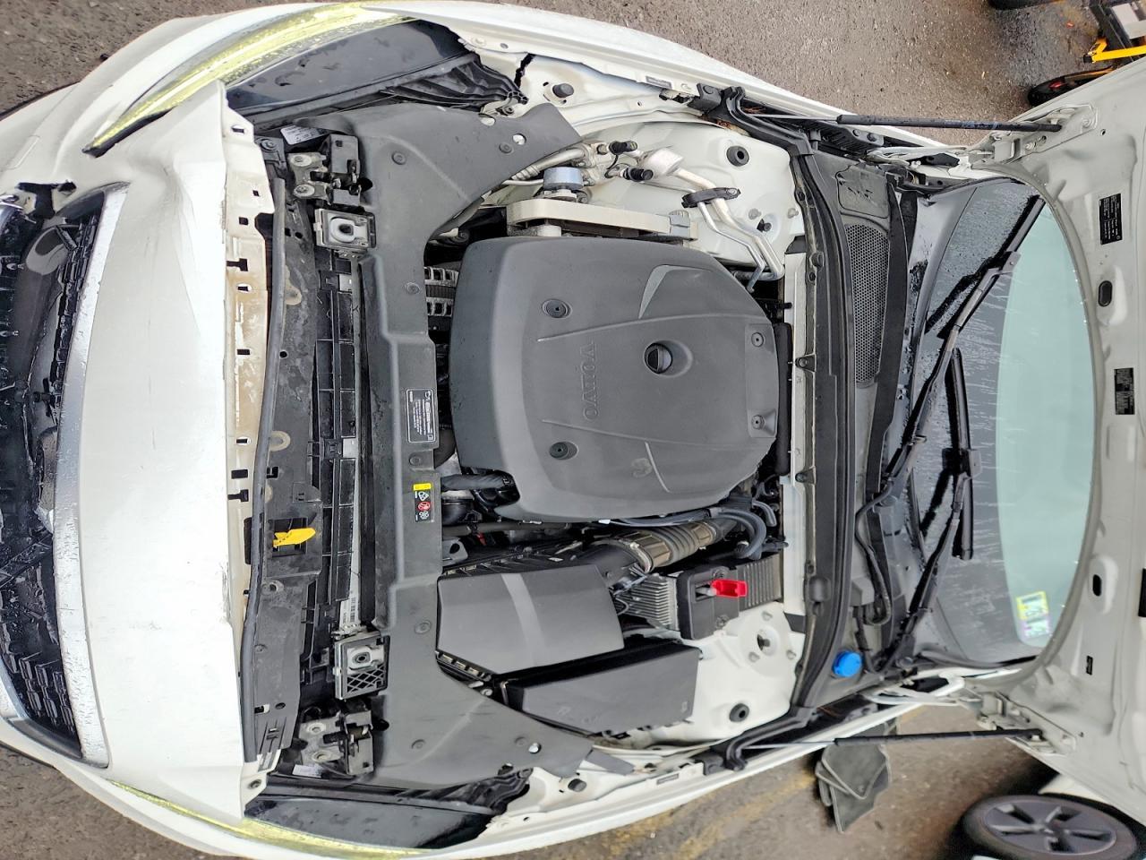 2019 VOLVO S60