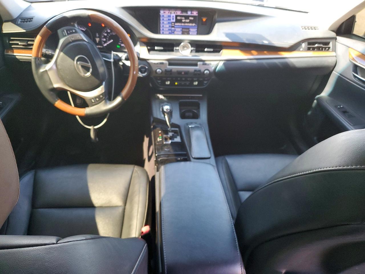 2013 LEXUS ES 300H