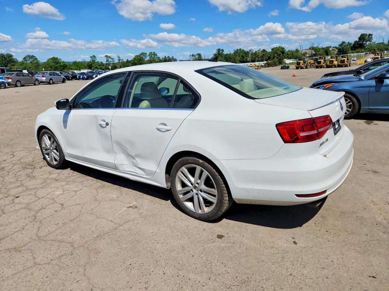 2015 VOLKSWAGEN JETTA