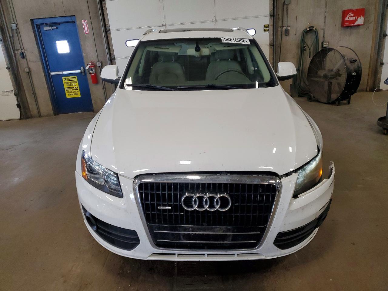 2010 AUDI Q5