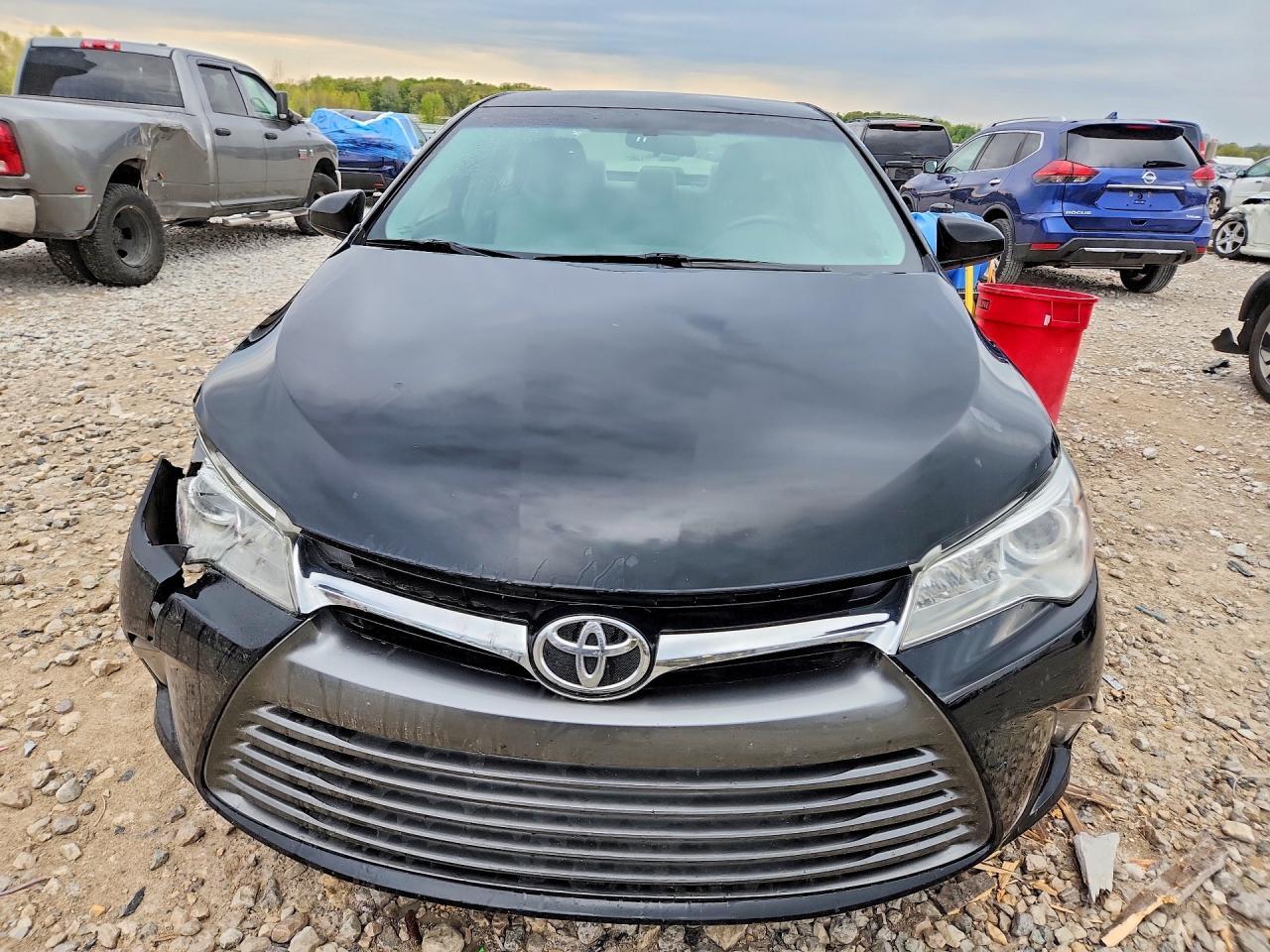 2017 TOYOTA CAMRY