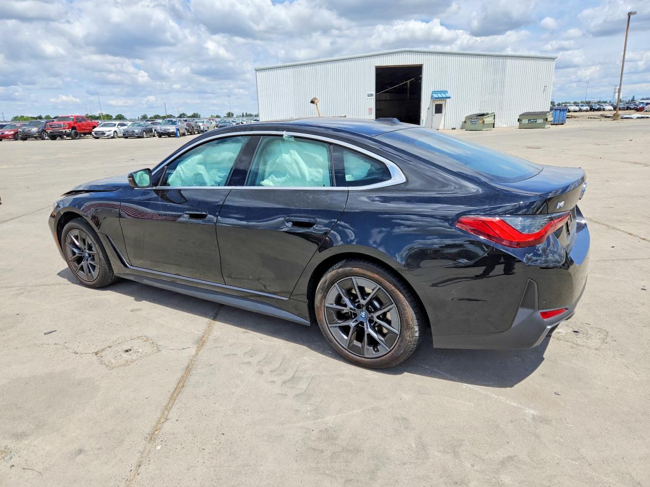 2024 BMW i4