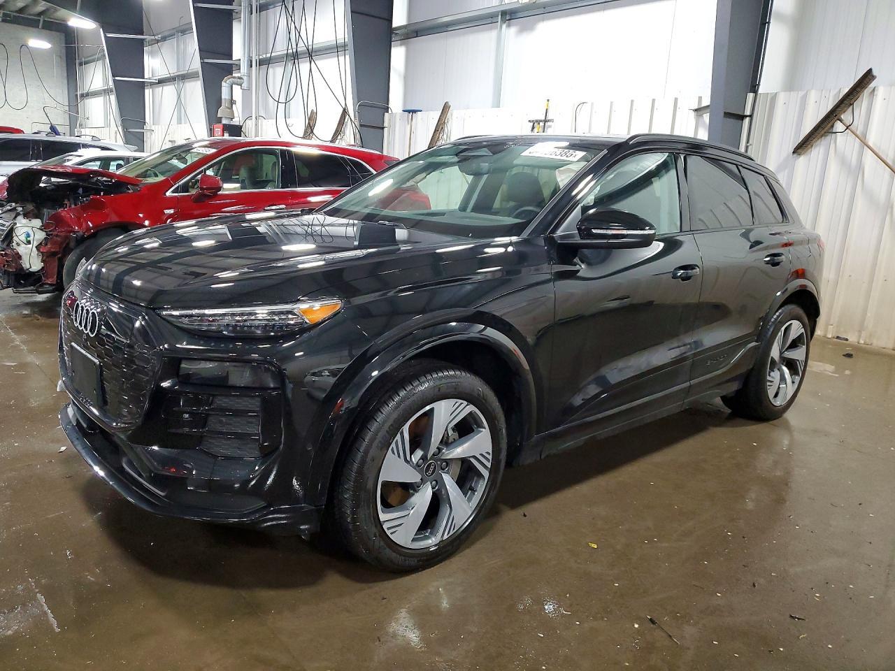 2025 AUDI Q6 e-tron