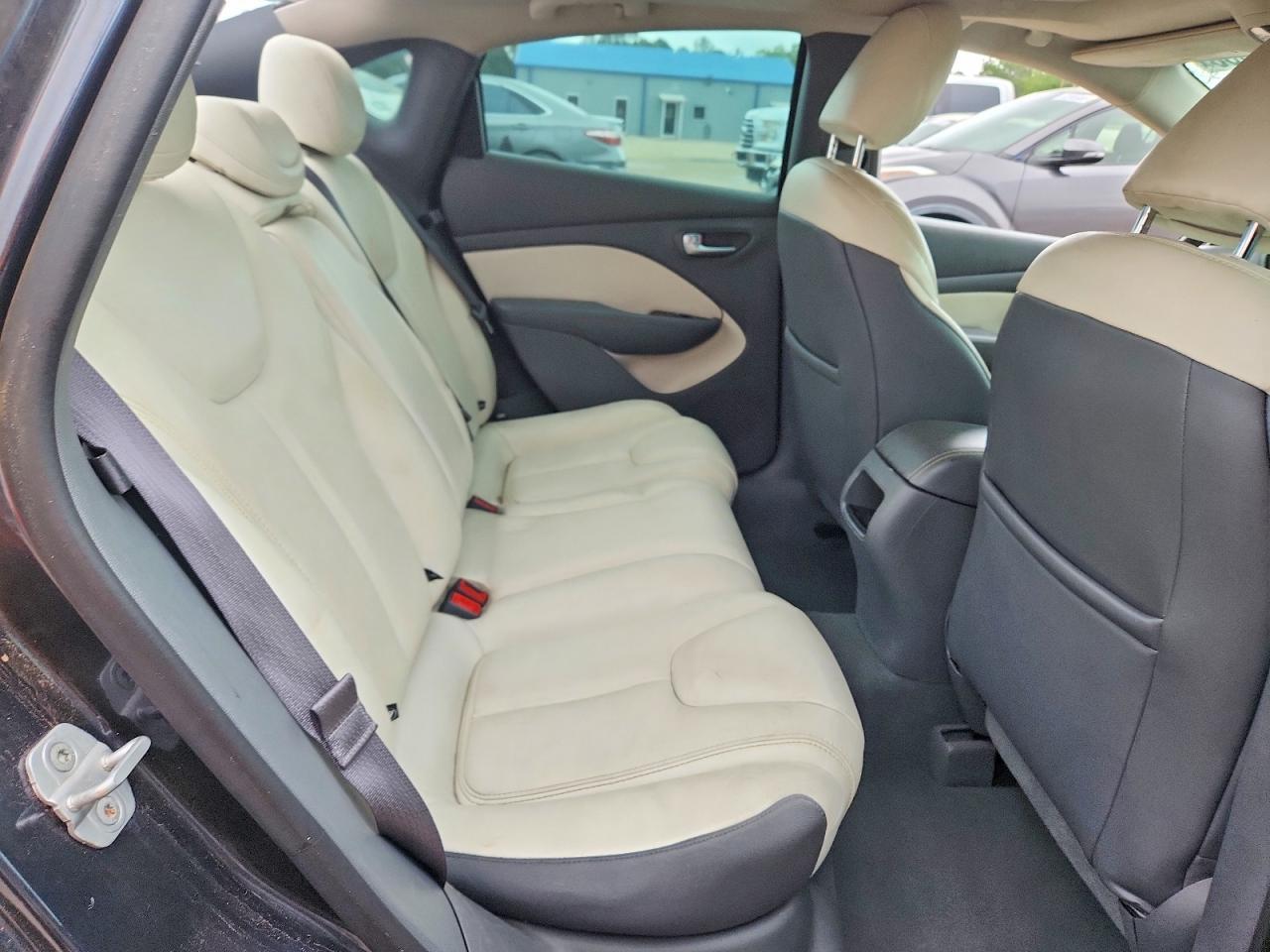 2013 DODGE Dart