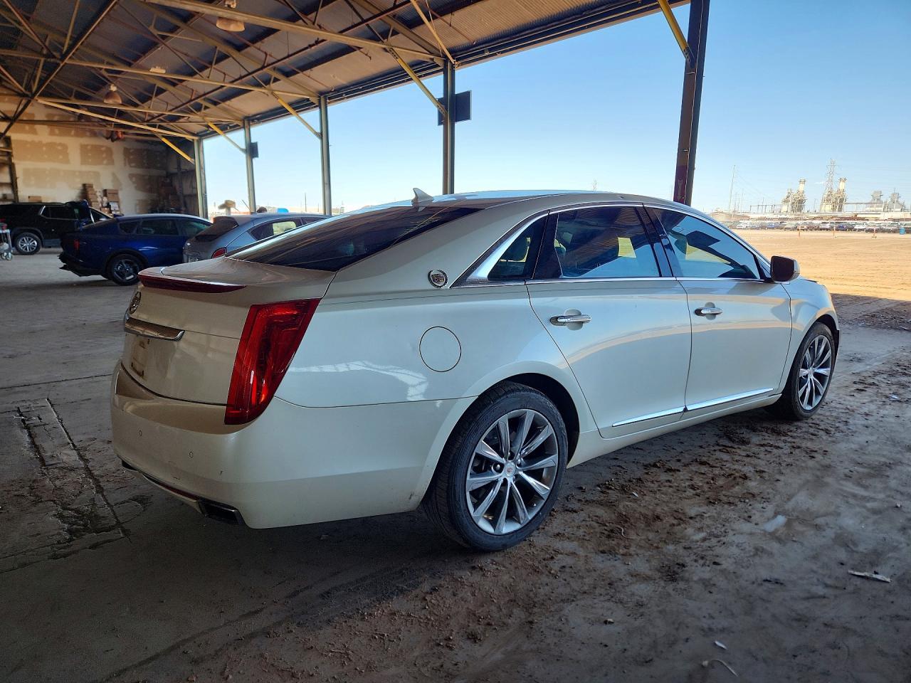 2013 CADILLAC XTS
