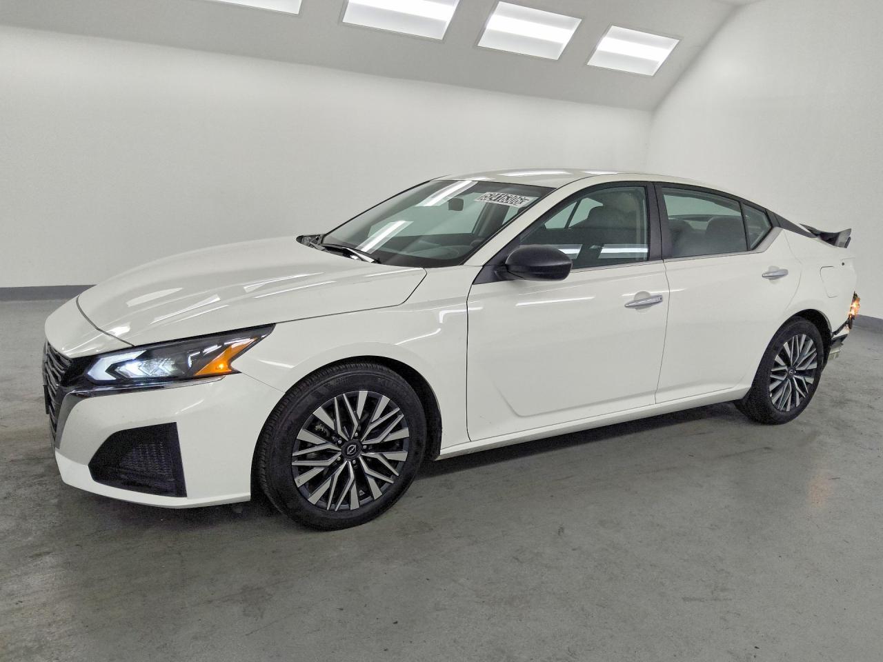 2025 NISSAN ALTIMA
