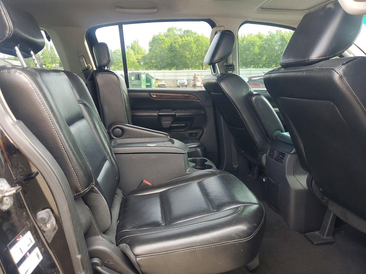 2010 NISSAN Armada