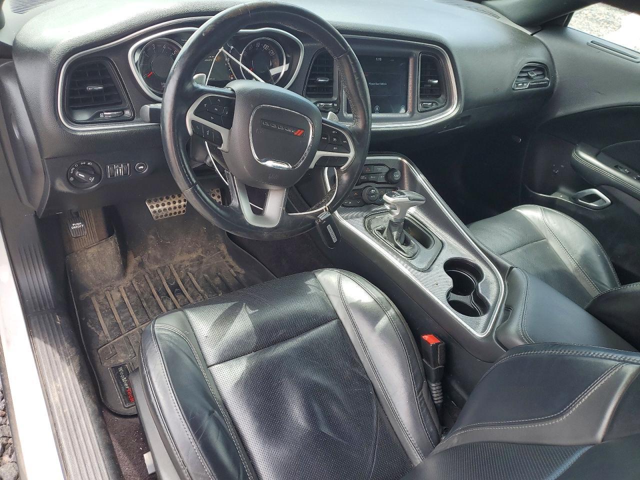 2017 DODGE Challenger