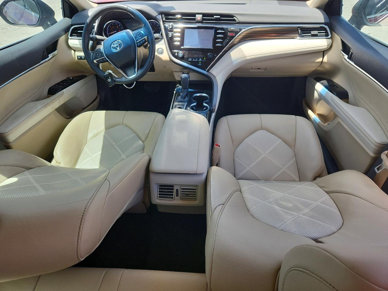 2018 TOYOTA CAMRY