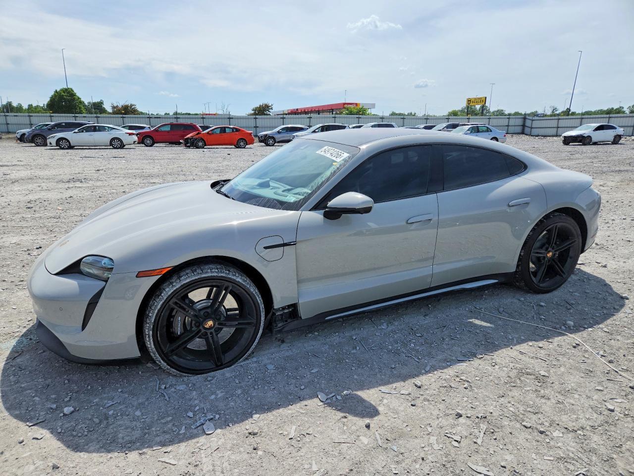 2021 PORSCHE Taycan