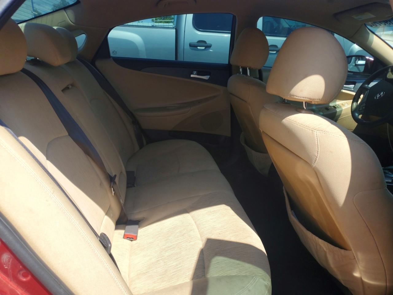 2011 HYUNDAI SONATA