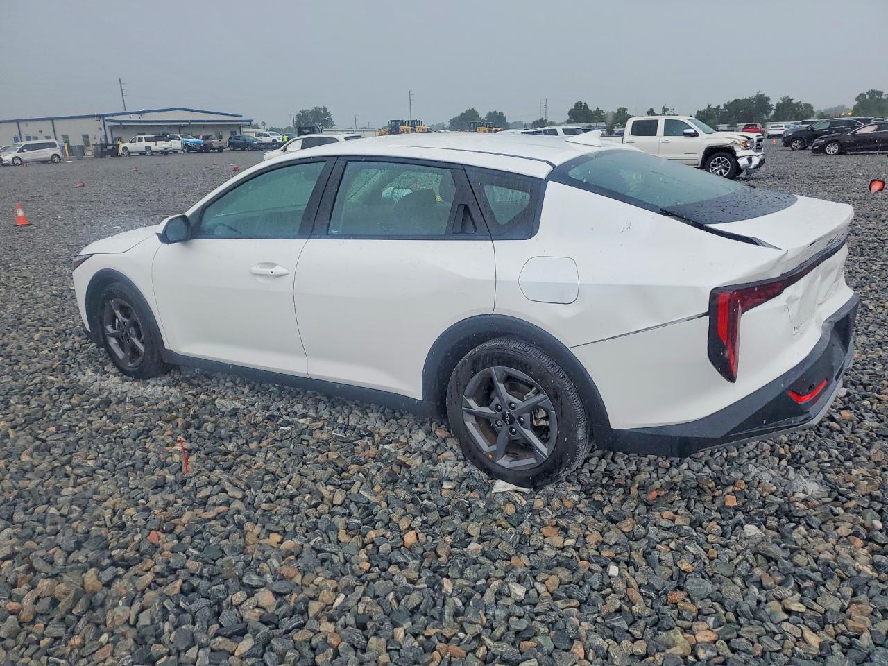 2025 KIA K4