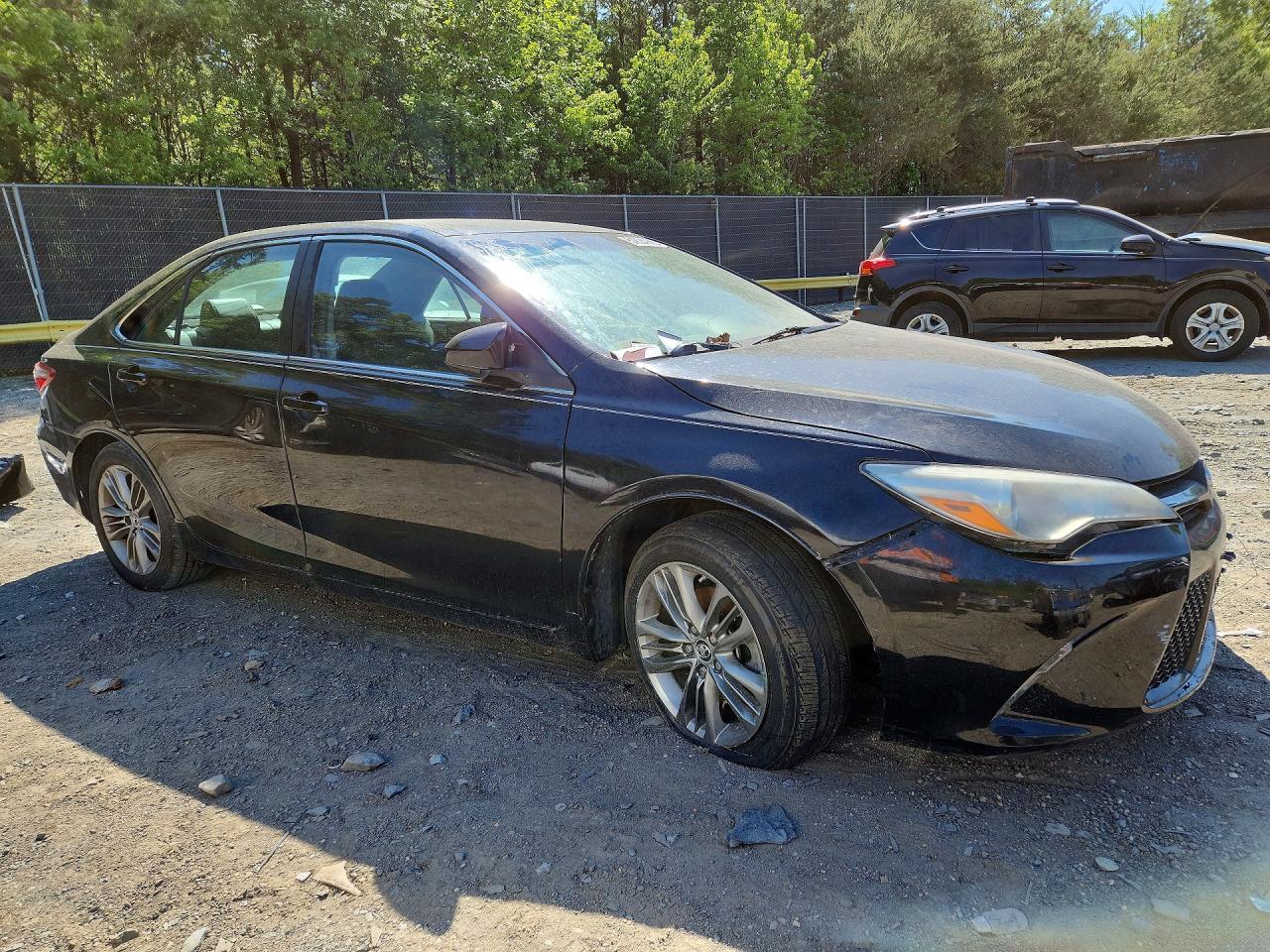 2015 TOYOTA CAMRY