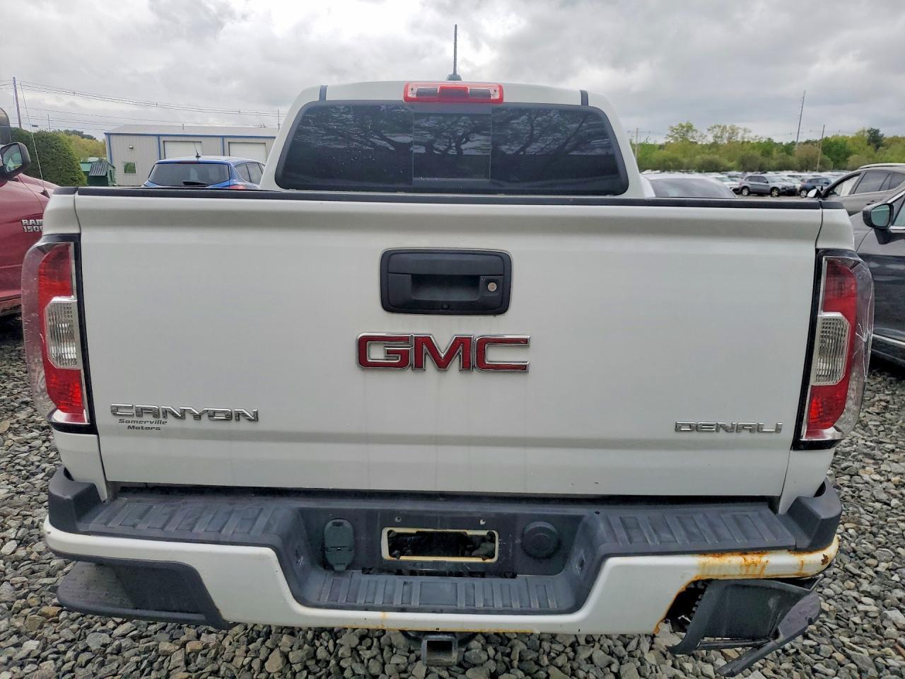2018 GMC CANYON