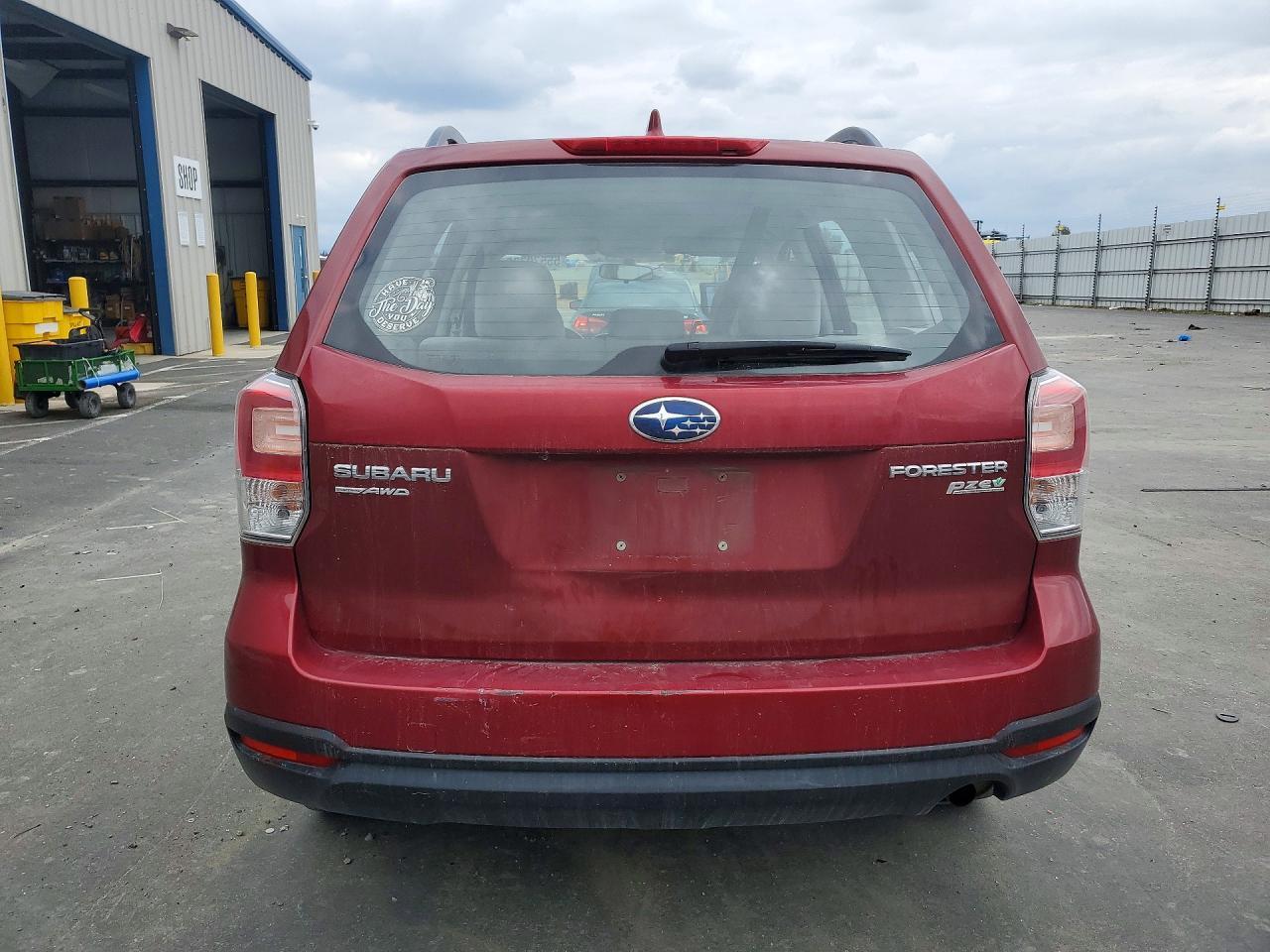 2017 SUBARU FORESTER