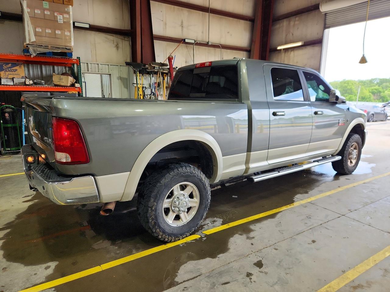 2010 DODGE Ram 2500