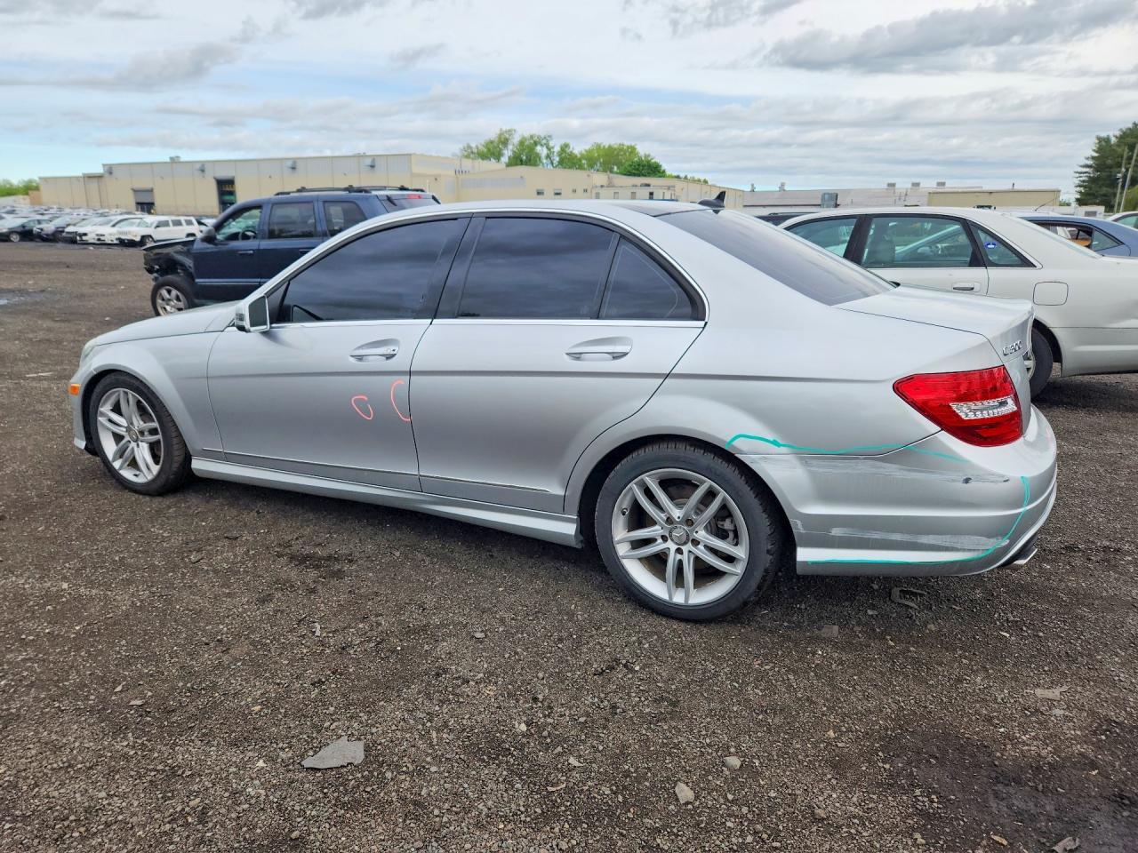 2012 MERCEDES-BENZ C-CLASS