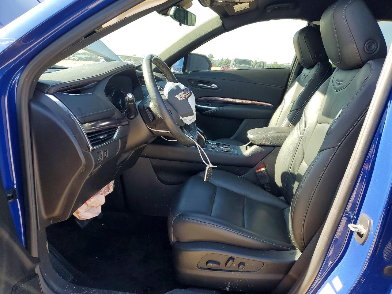 2023 CADILLAC XT4