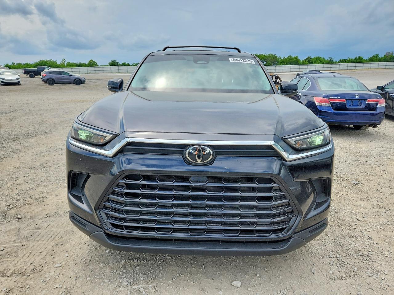 2024 TOYOTA HIGHLANDER