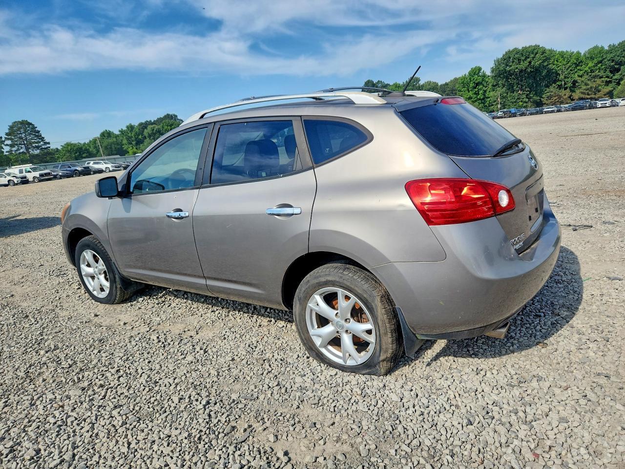 2010 NISSAN ROGUE