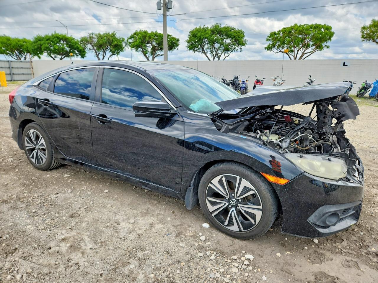 2016 HONDA CIVIC