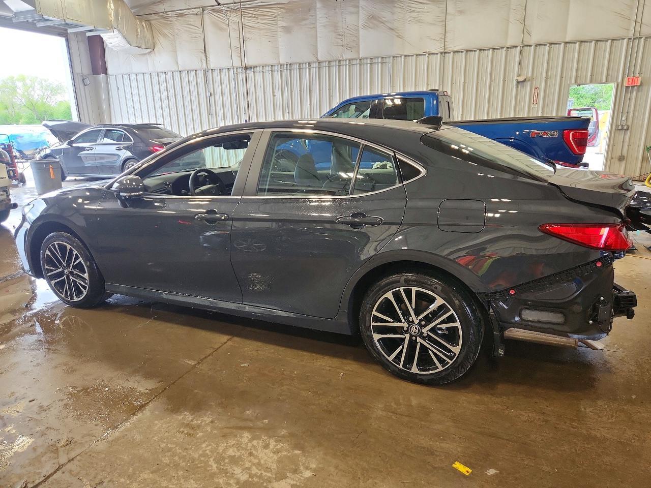 2026 TOYOTA CAMRY