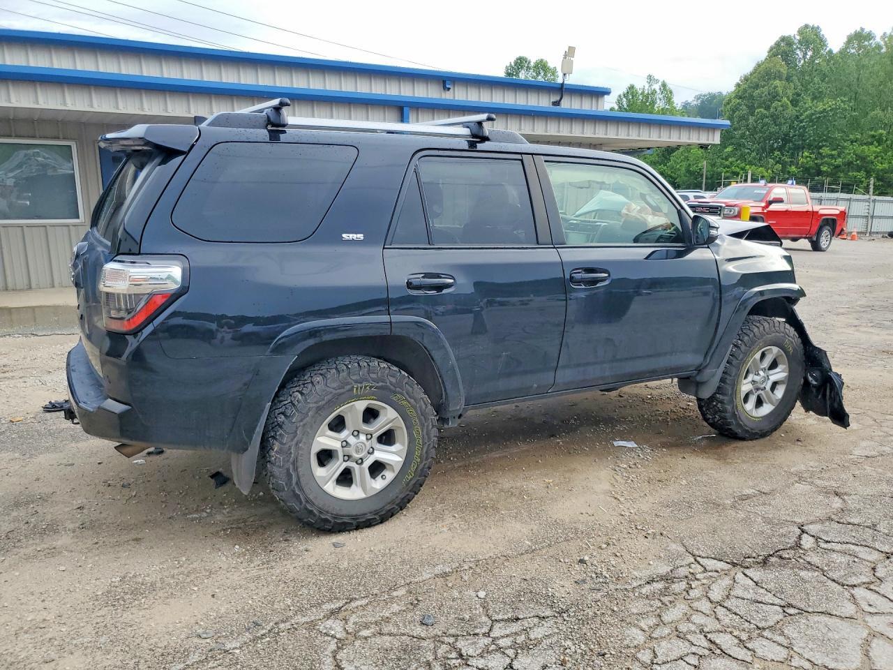 2022 TOYOTA 4Runner