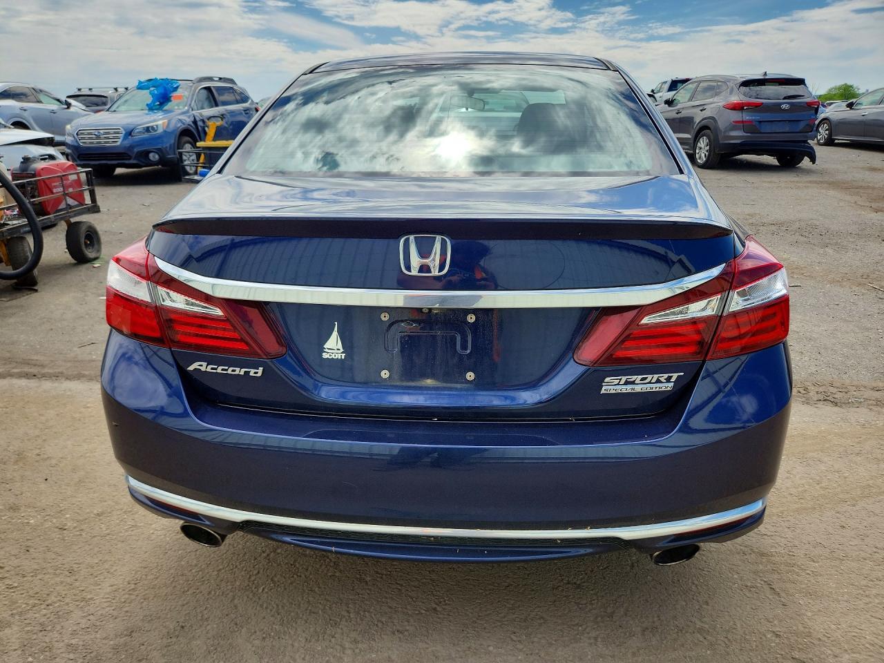 2017 HONDA ACCORD