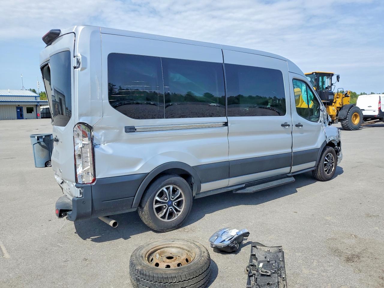 2022 FORD Transit