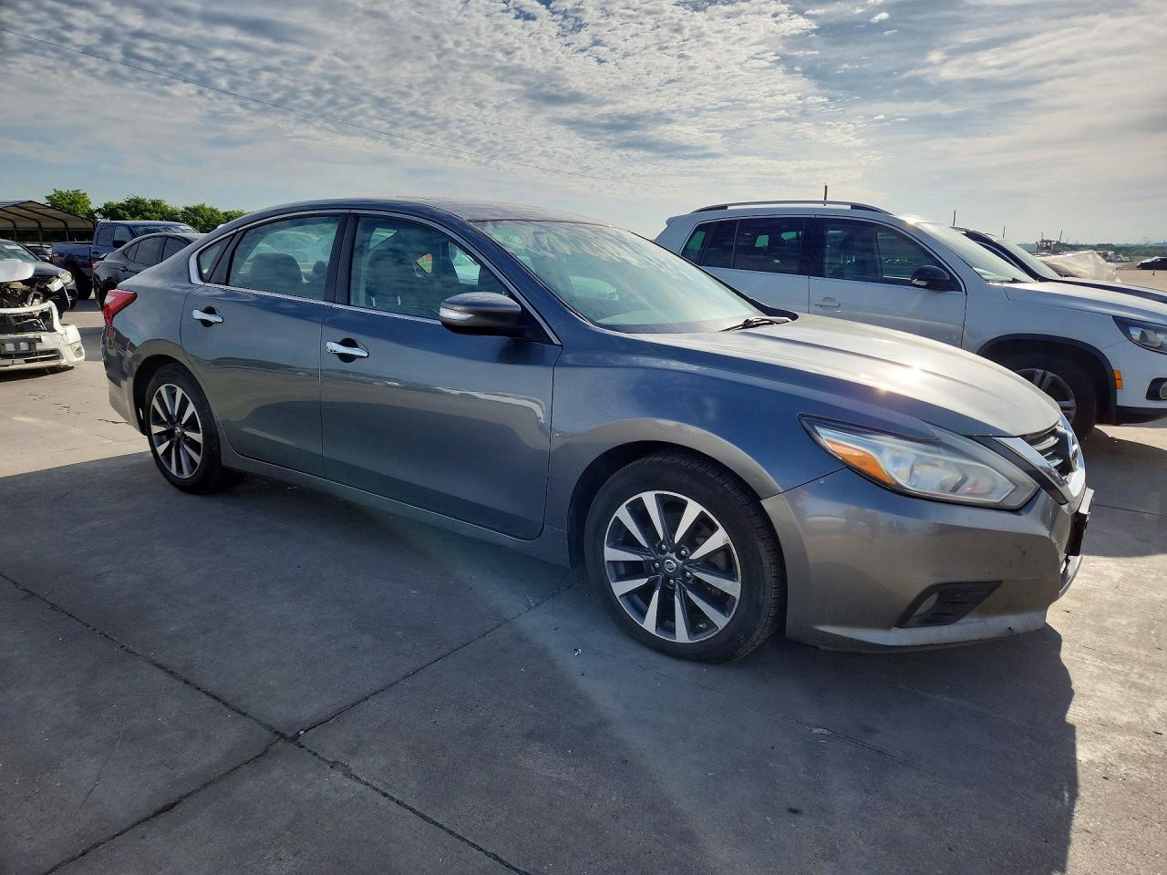 2017 NISSAN ALTIMA