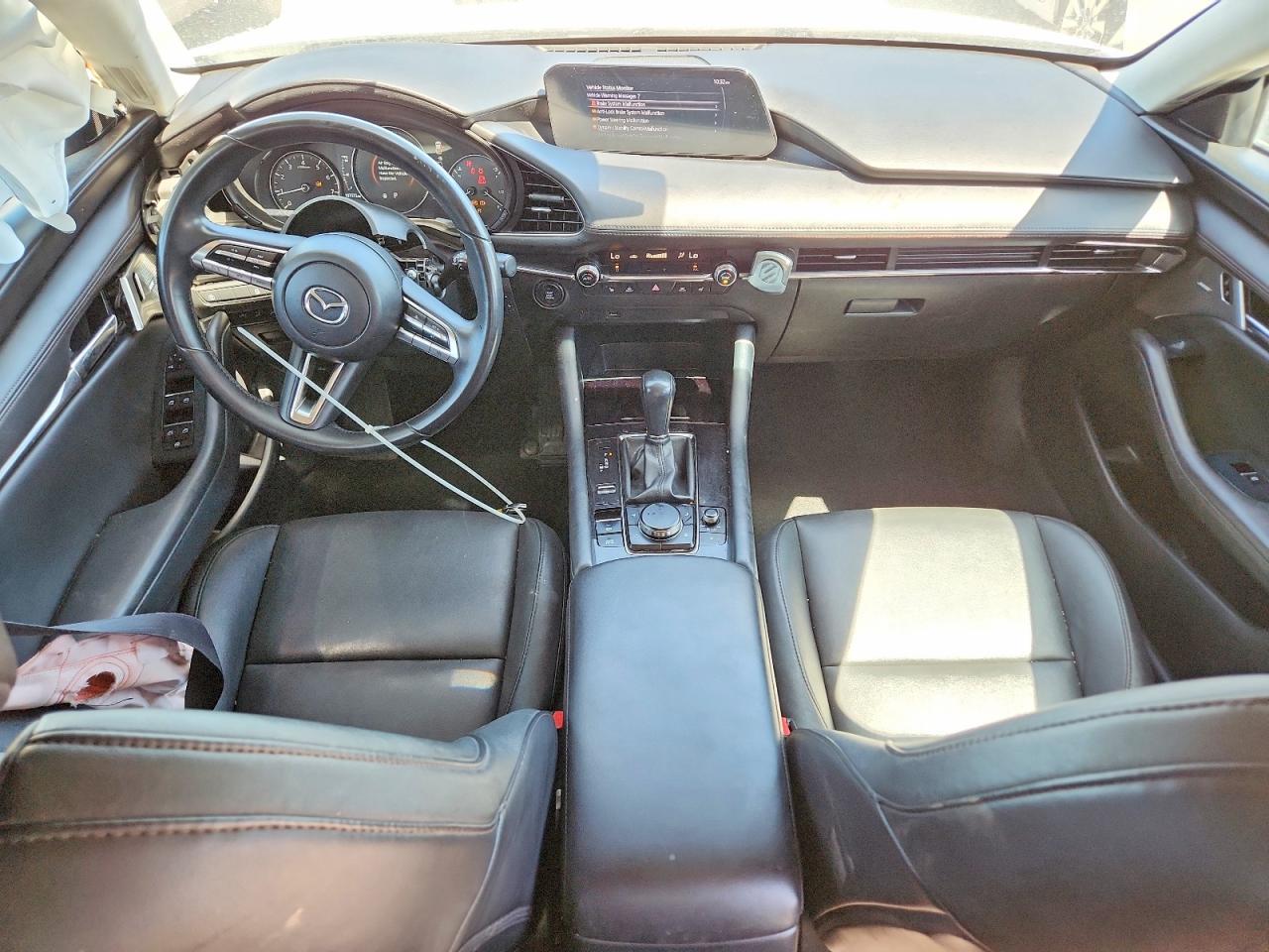 2019 MAZDA 3