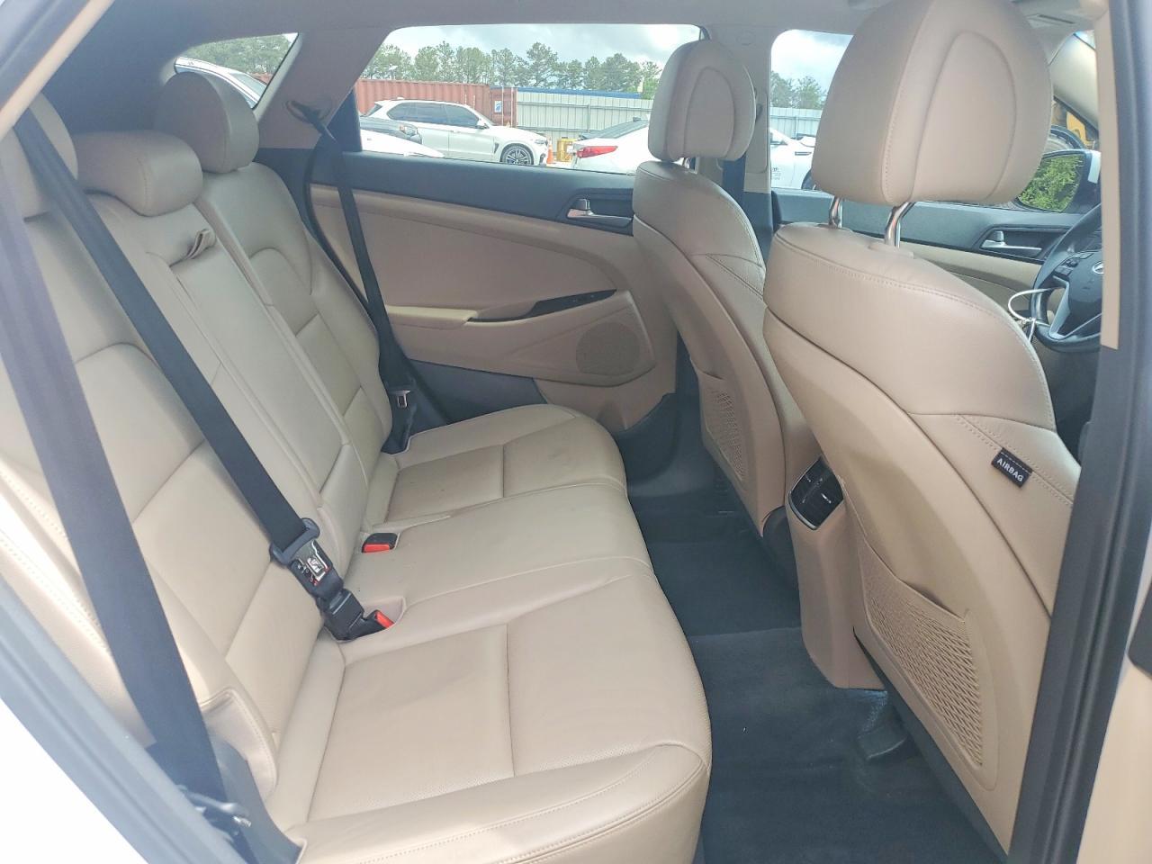 2016 HYUNDAI TUCSON
