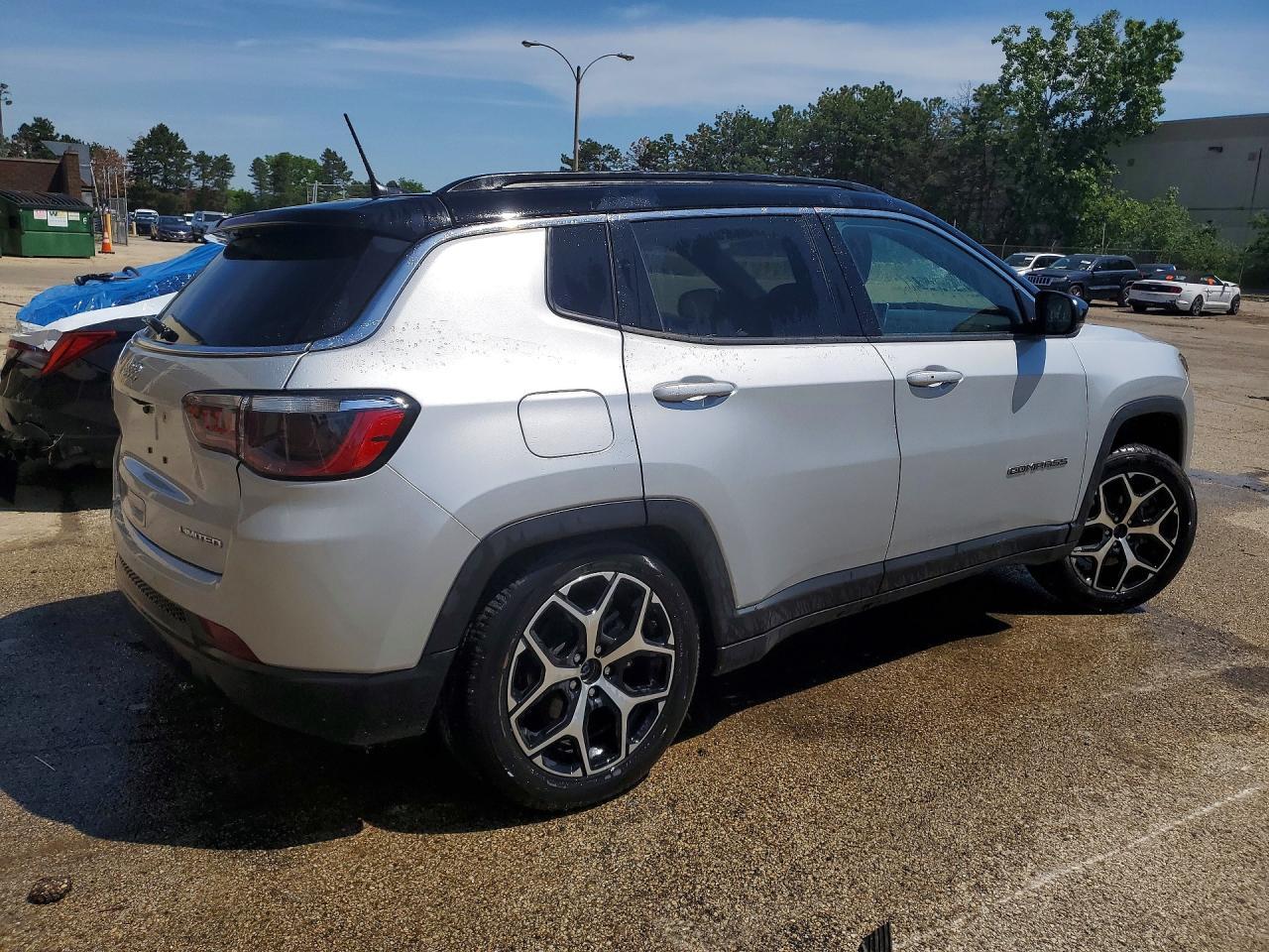 2025 JEEP Compass