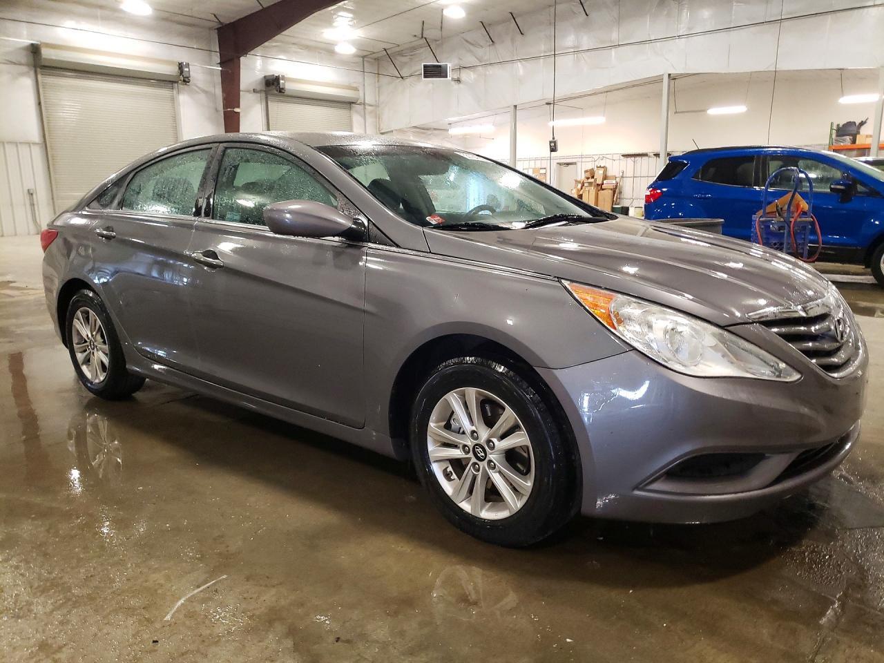 2011 HYUNDAI SONATA