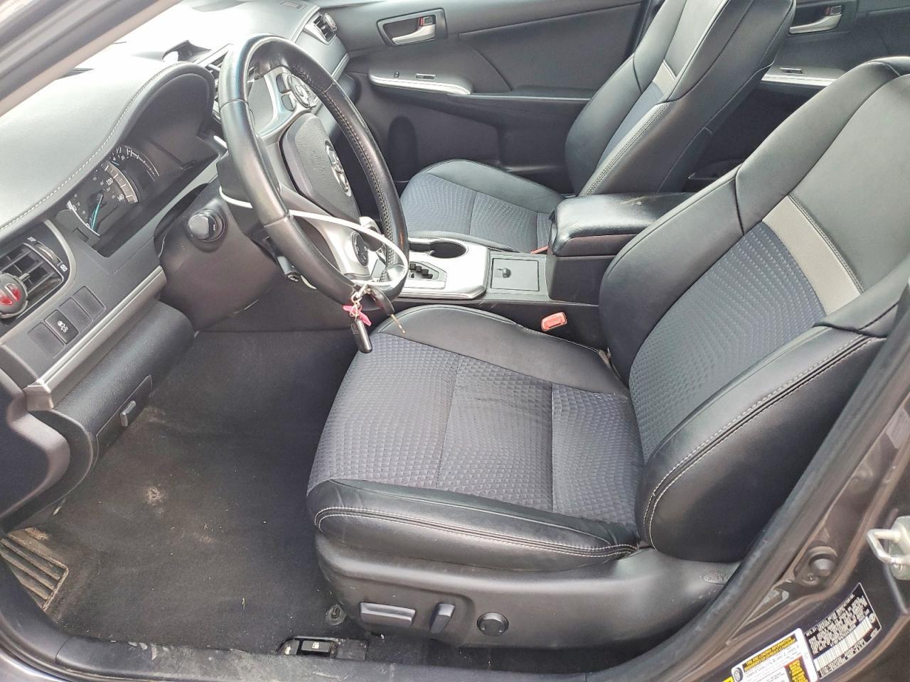 2014 TOYOTA CAMRY