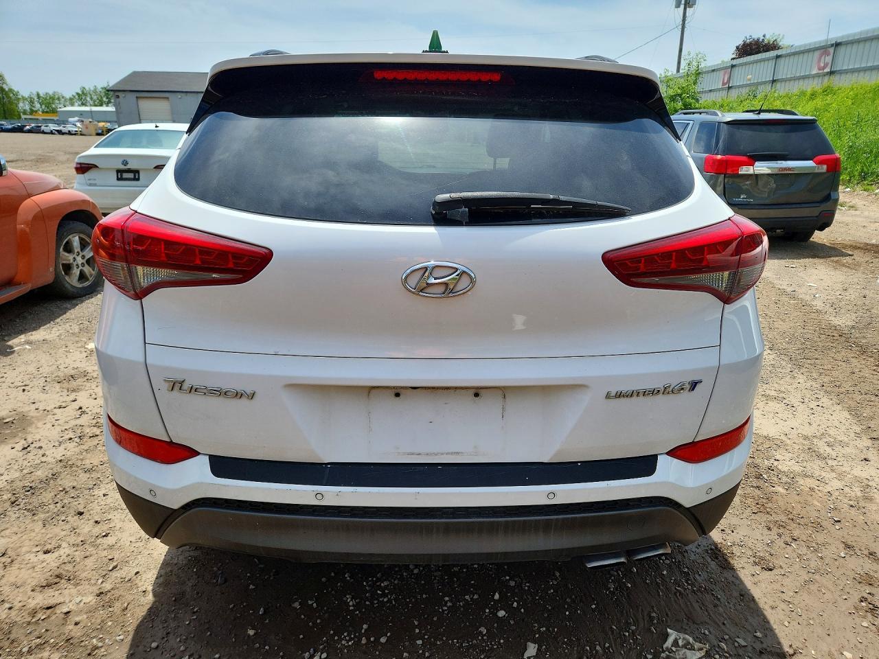 2016 HYUNDAI TUCSON