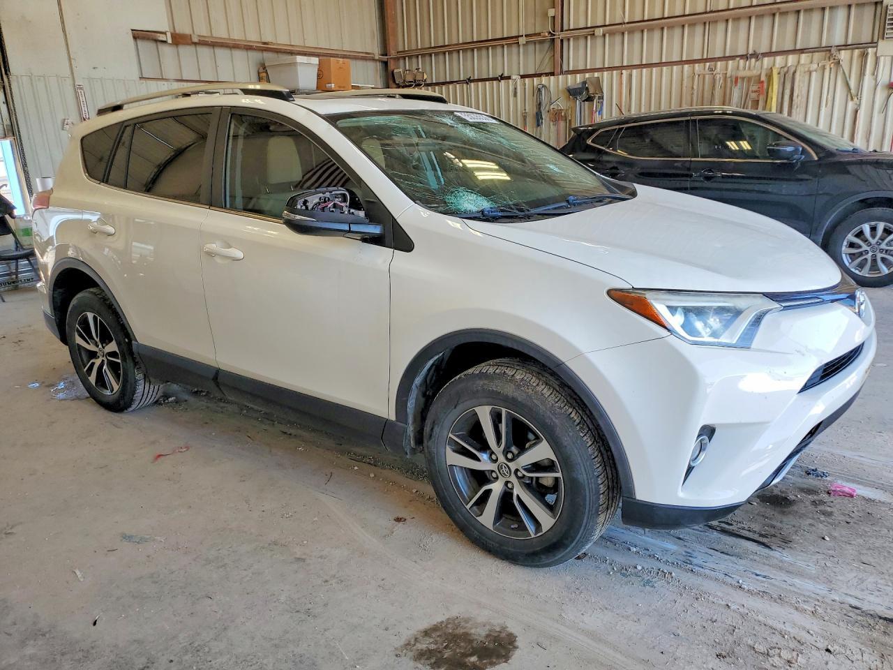 2016 TOYOTA RAV4