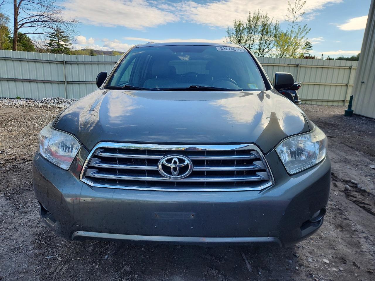 2010 TOYOTA HIGHLANDER
