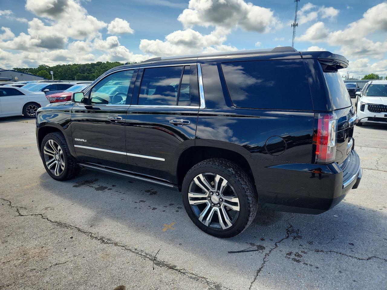 2017 GMC Yukon