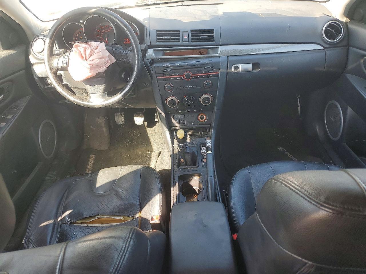 2006 MAZDA 3