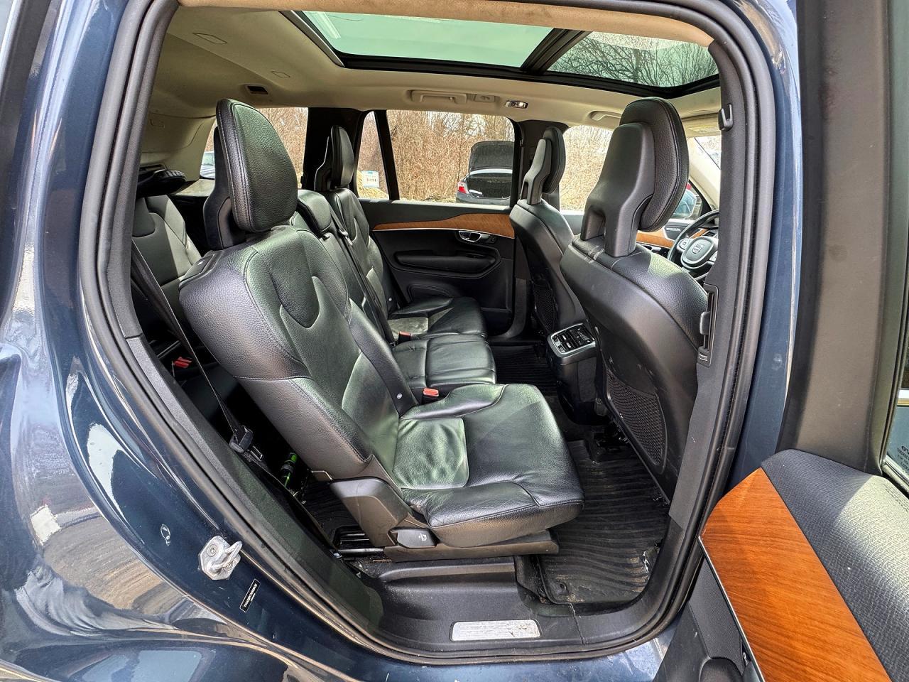 2022 VOLVO XC90