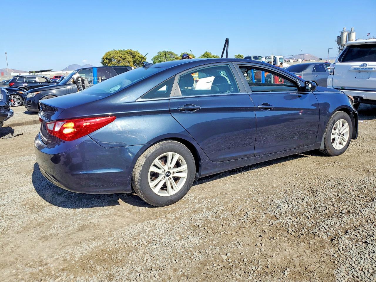 2012 HYUNDAI SONATA