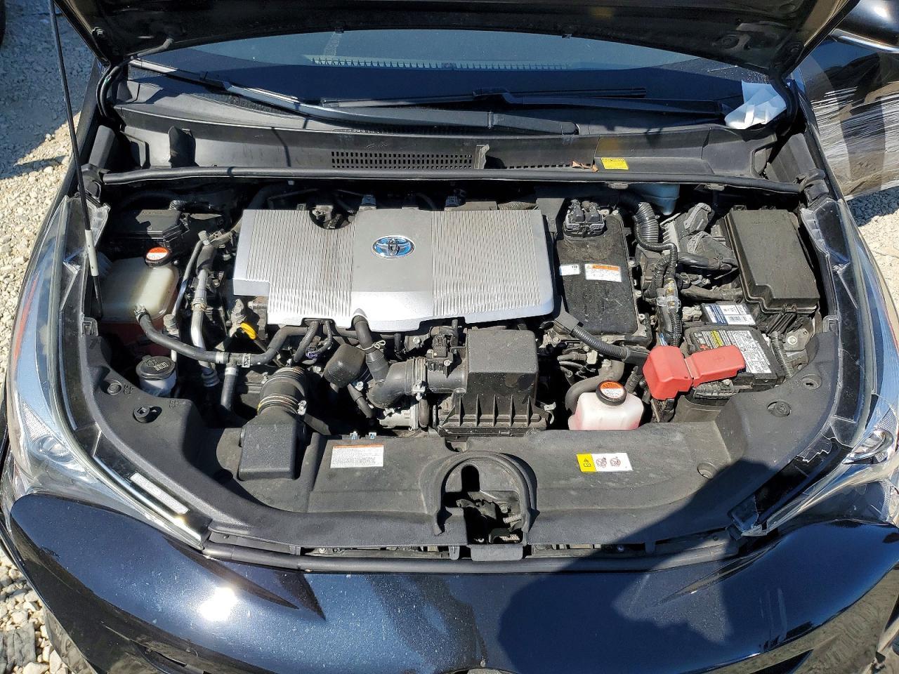 2016 TOYOTA PRIUS