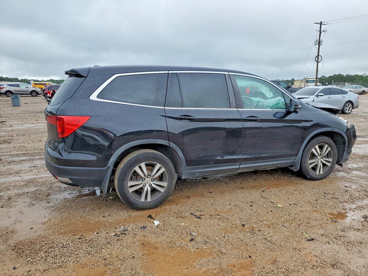 2017 HONDA PILOT
