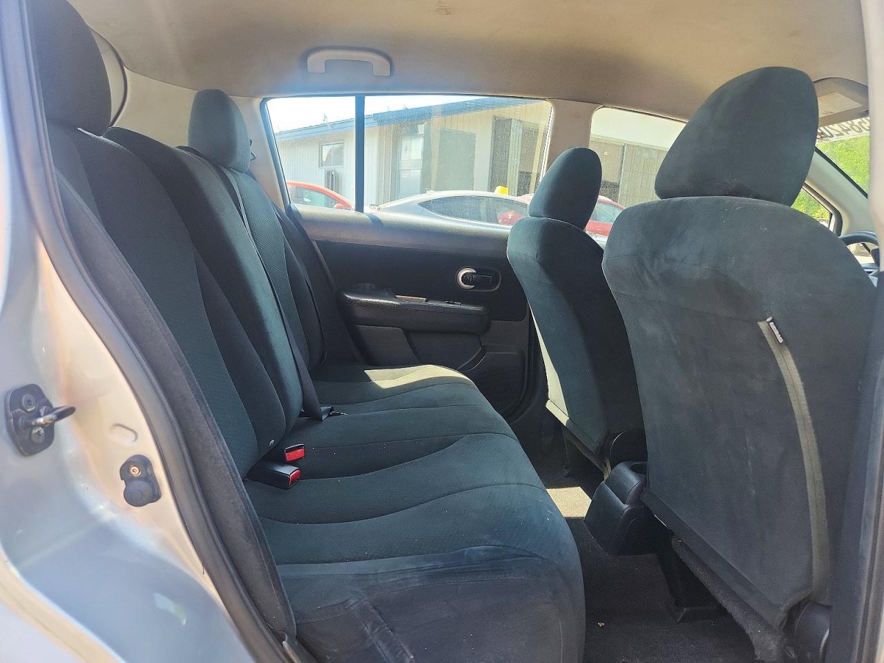 2011 NISSAN VERSA