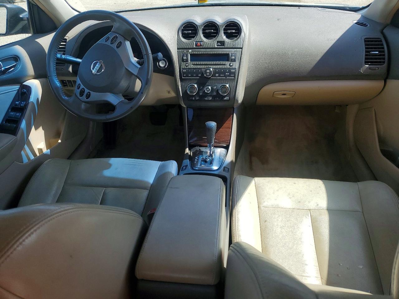 2010 NISSAN ALTIMA