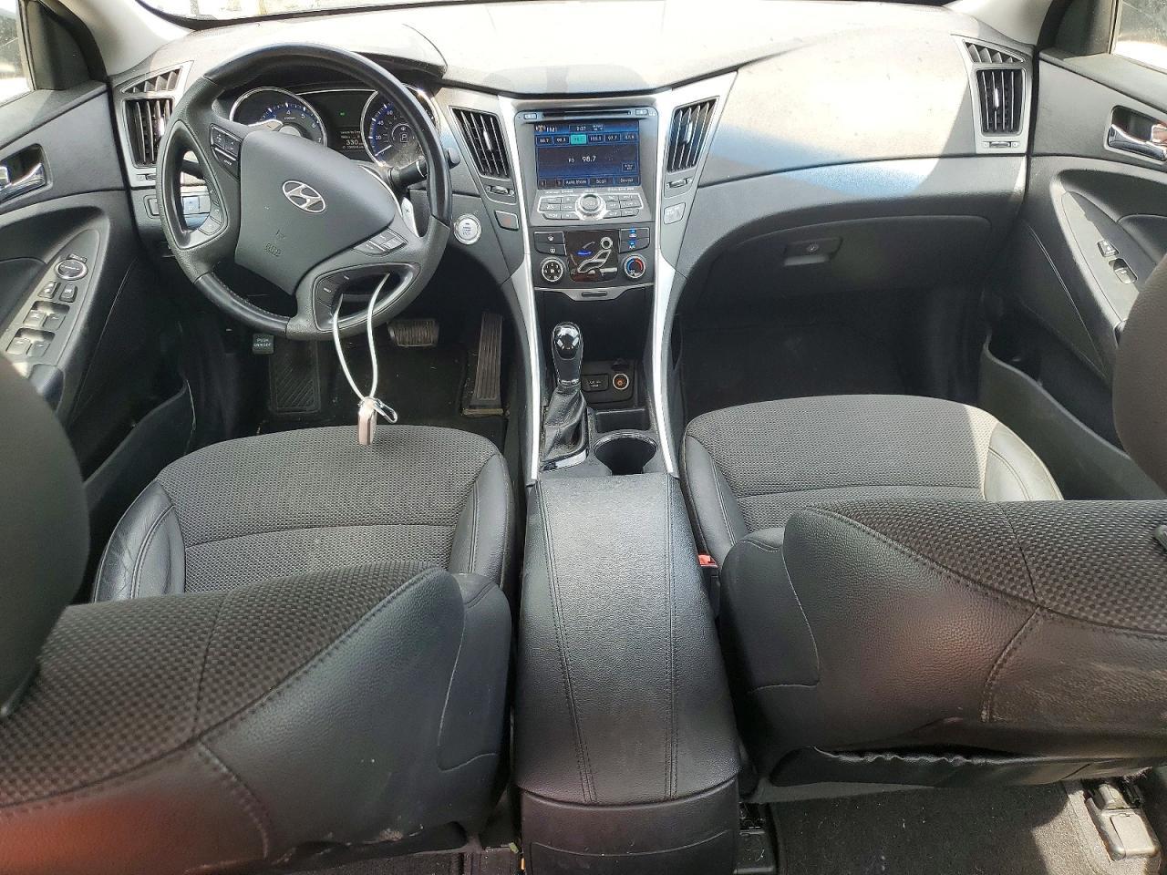 2013 HYUNDAI SONATA