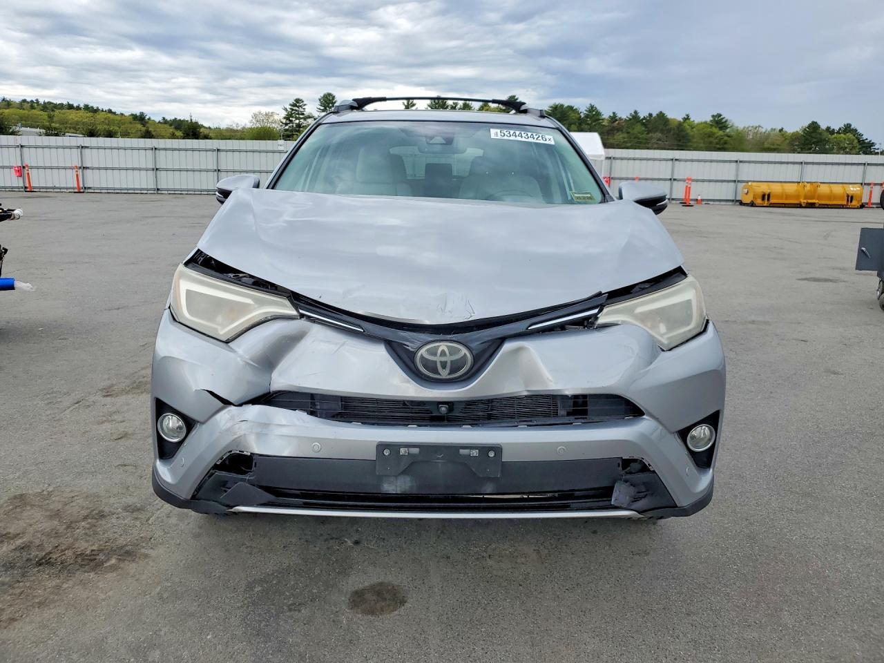 2016 TOYOTA RAV4