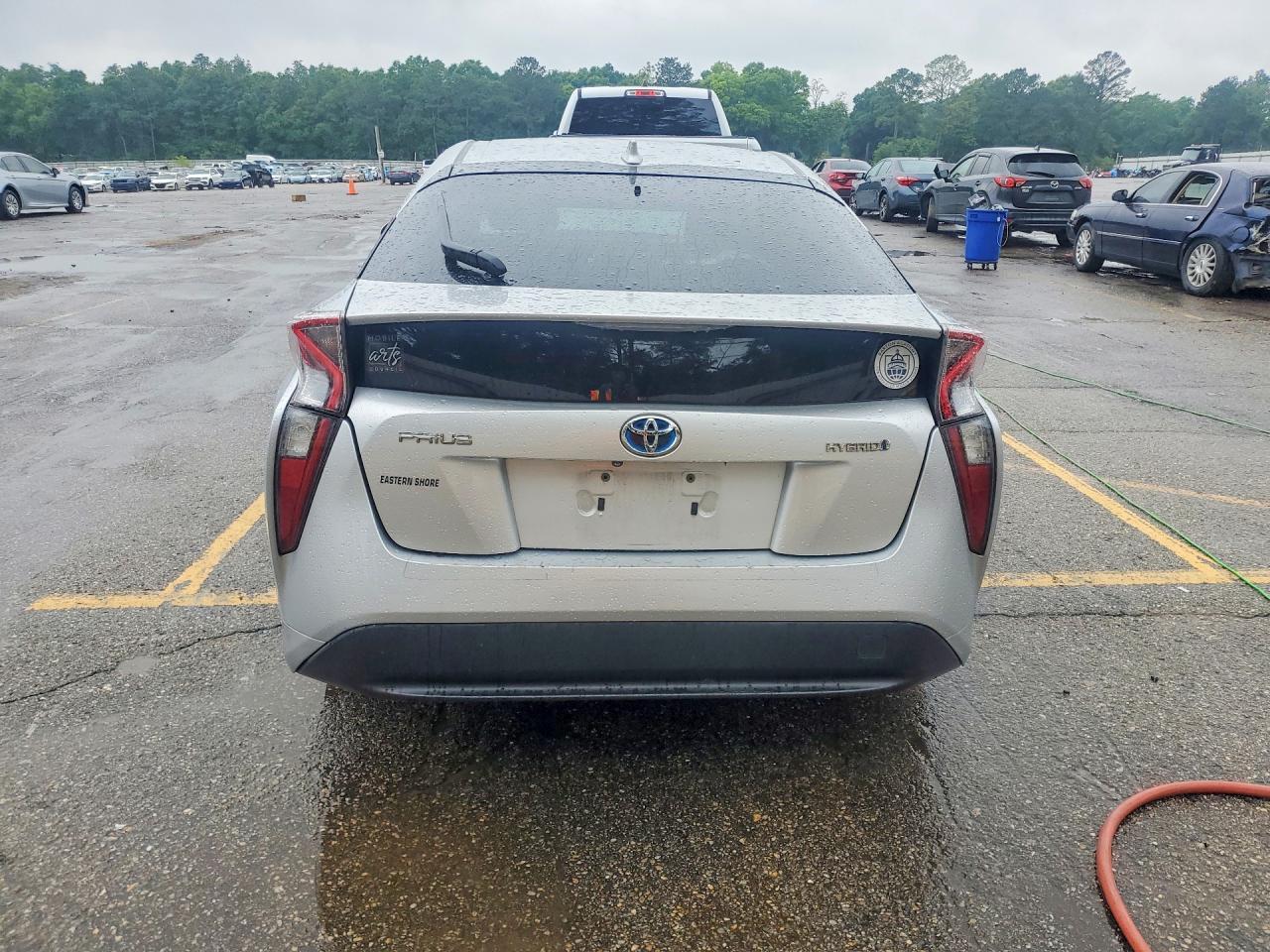2017 TOYOTA PRIUS